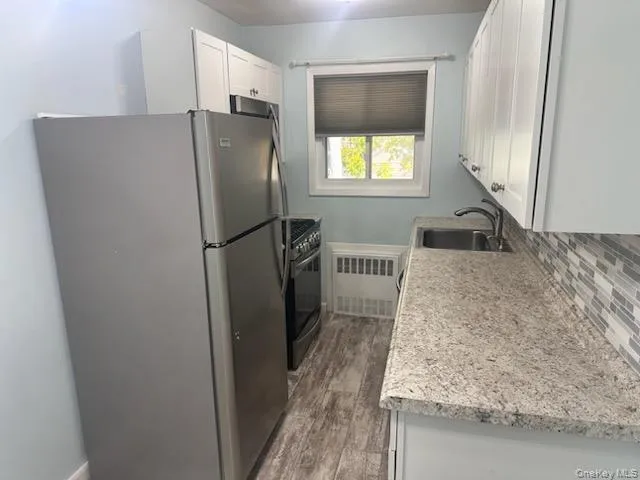 $299,000 | 141 Edmunton Drive, Unit G18, North Babylon, NY 11703