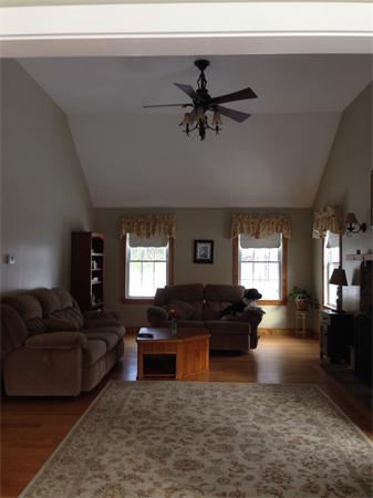 10 Adams Road Townsend, MA 01469 - Photo 6 of 30 a living room with furniture