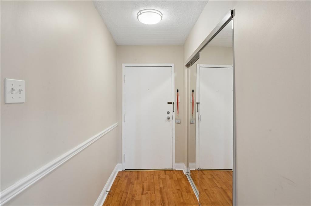 5600 Munhall Road, Unit 905 Pittsburgh, PA 15217 - Photo 3 of 36