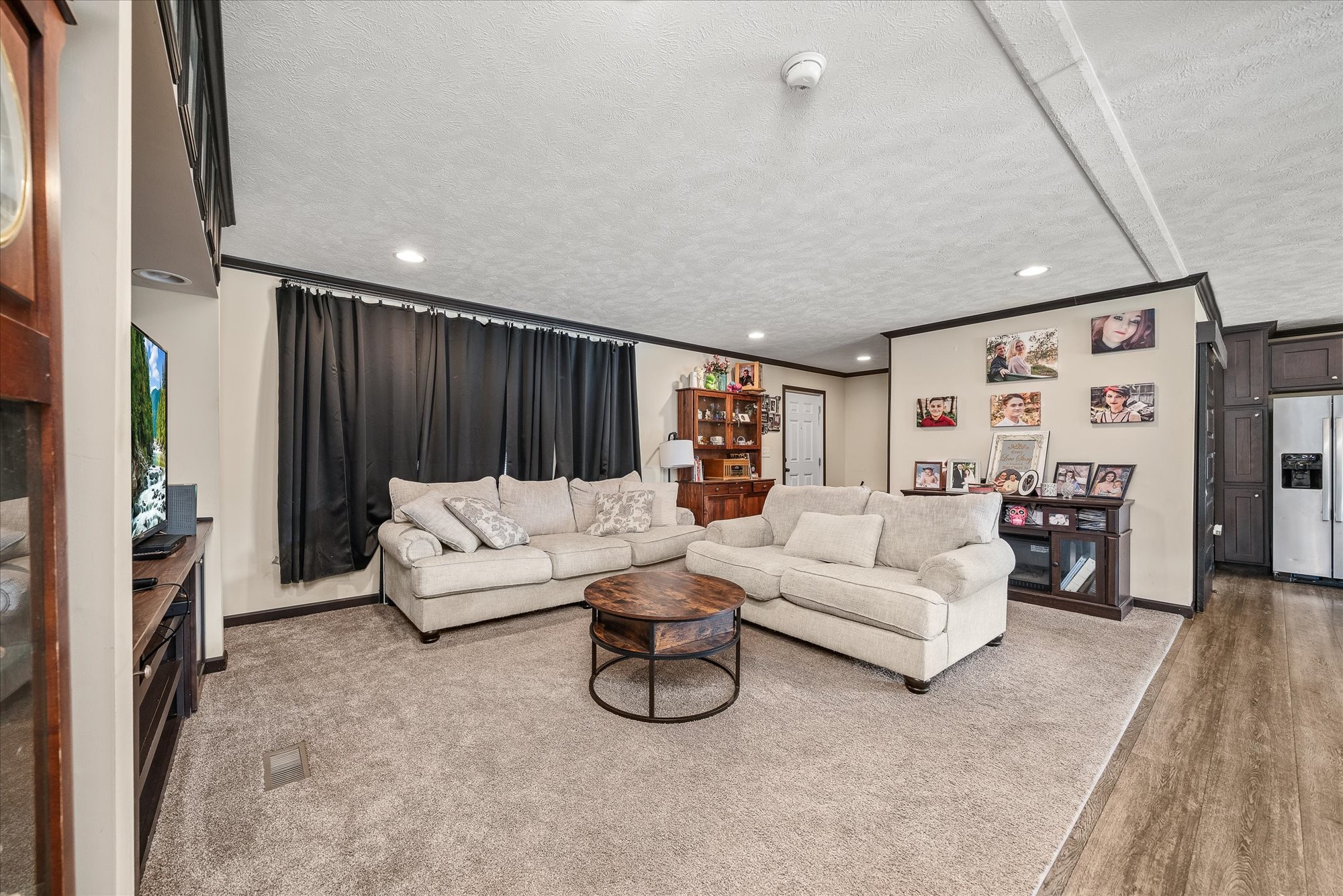 330 Griffintown Road Sparta, TN 38583 - Photo 15 of 43 a living room with furniture and a rug