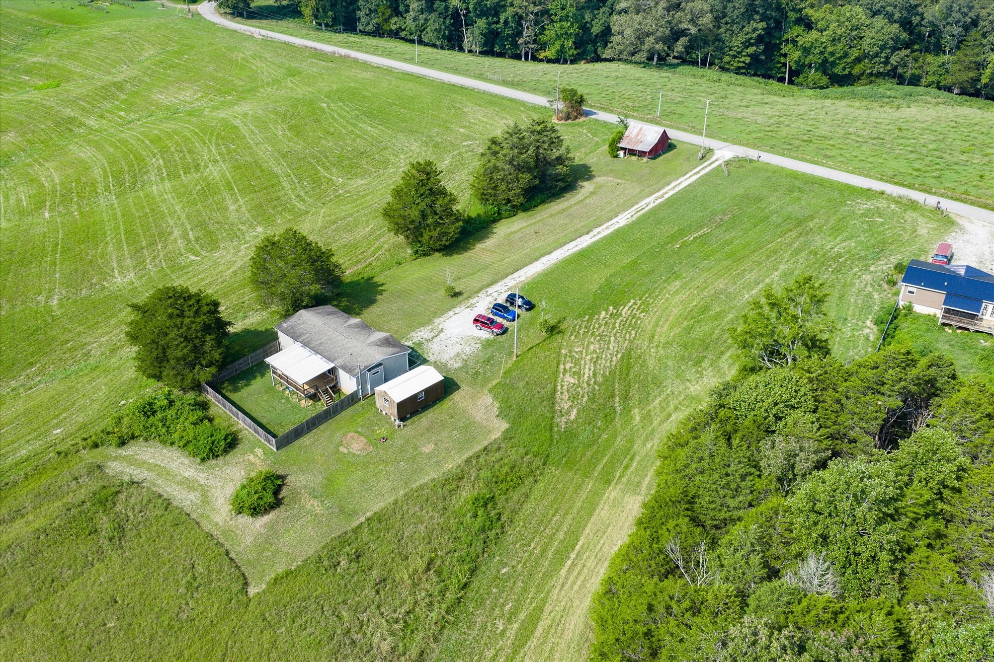 330 Griffintown Road Sparta, TN 38583 - Photo 39 of 43 a view of a golf course with green space