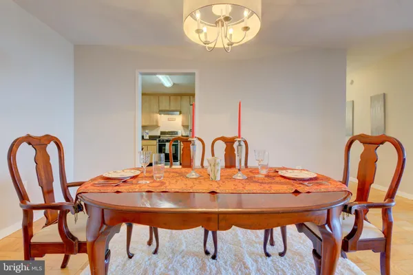 $525,000 | 3001 Veazey Terrace Northwest, Unit 1320, Washington, DC 20008