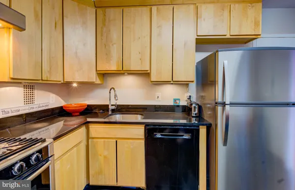 $525,000 | 3001 Veazey Terrace Northwest, Unit 1320, Washington, DC 20008