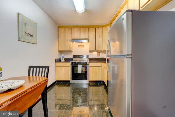 $525,000 | 3001 Veazey Terrace Northwest, Unit 1320, Washington, DC 20008