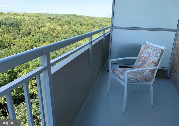 $525,000 | 3001 Veazey Terrace Northwest, Unit 1320, Washington, DC 20008