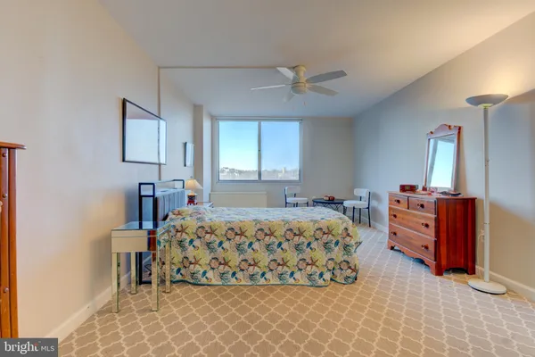 $525,000 | 3001 Veazey Terrace Northwest, Unit 1320, Washington, DC 20008