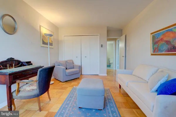 $525,000 | 3001 Veazey Terrace Northwest, Unit 1320, Washington, DC 20008