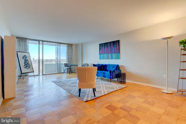 $525,000 | 3001 Veazey Terrace Northwest, Unit 1320, Washington, DC 20008