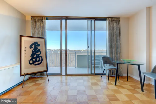 $525,000 | 3001 Veazey Terrace Northwest, Unit 1320, Washington, DC 20008