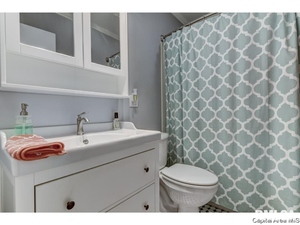 3307 Sheridan Street Springfield, IL 62703 - Photo 6 of 26