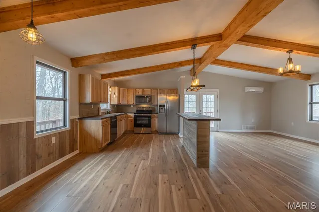 $415,000 | 18504 Wagon Wheel Trail, Warrenton, MO 63383