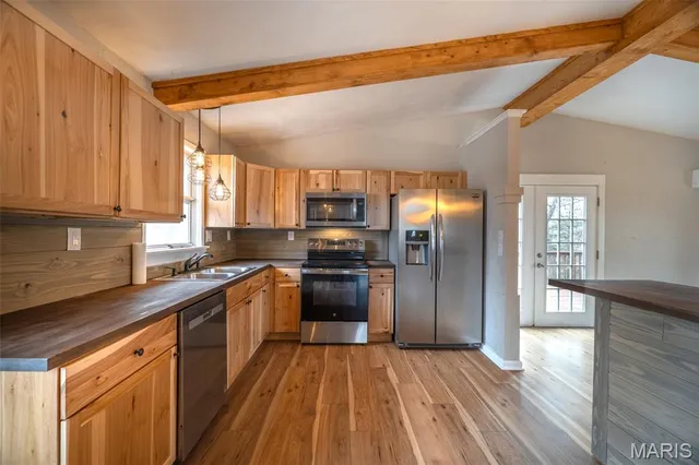 $415,000 | 18504 Wagon Wheel Trail, Warrenton, MO 63383