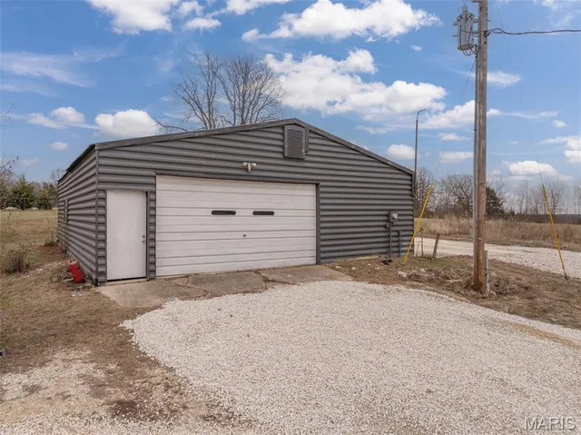 $415,000 | 18504 Wagon Wheel Trail, Warrenton, MO 63383