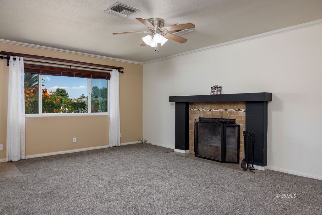 939 West Upjohn Avenue Ridgecrest, CA 93555 - Photo 10 of 37 Gallery Image 10
