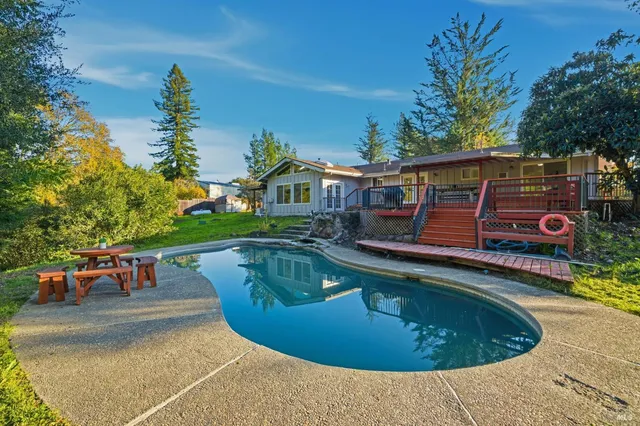 $1,300,000 | 6404 Guerneville Road, Sebastopol, CA 95472