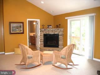 2912 Jenkintown Road Glenside, PA 19038 - Photo 5 of 6 Gallery Image 5
