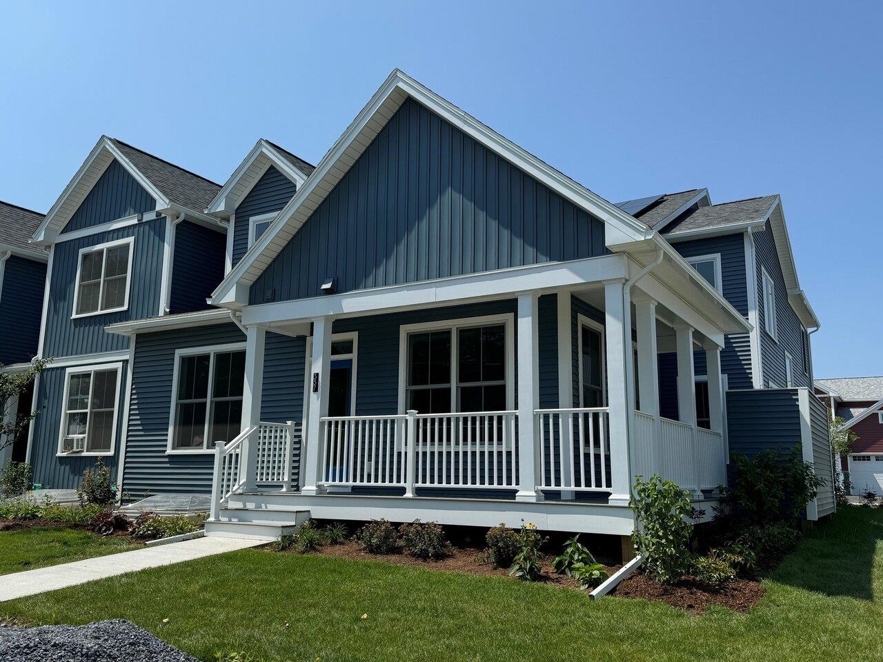 337 Old Farm Road South Burlington, VT 05403 - Photo 2 of 30 Gallery Image 2