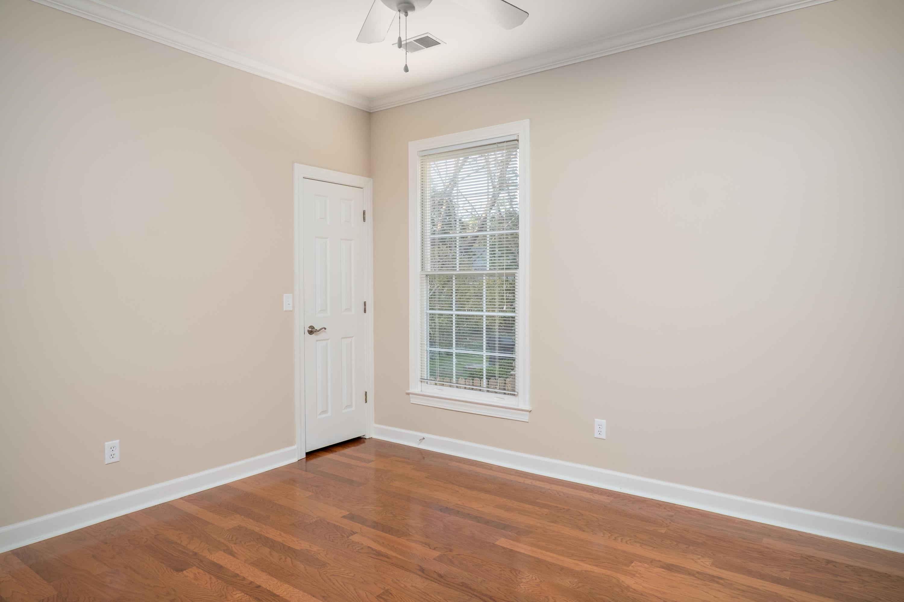 3113 Linksland Road Mount Pleasant, SC 29466 - Photo 20 of 35 20_Guest_Bedroom#1_Pic#1