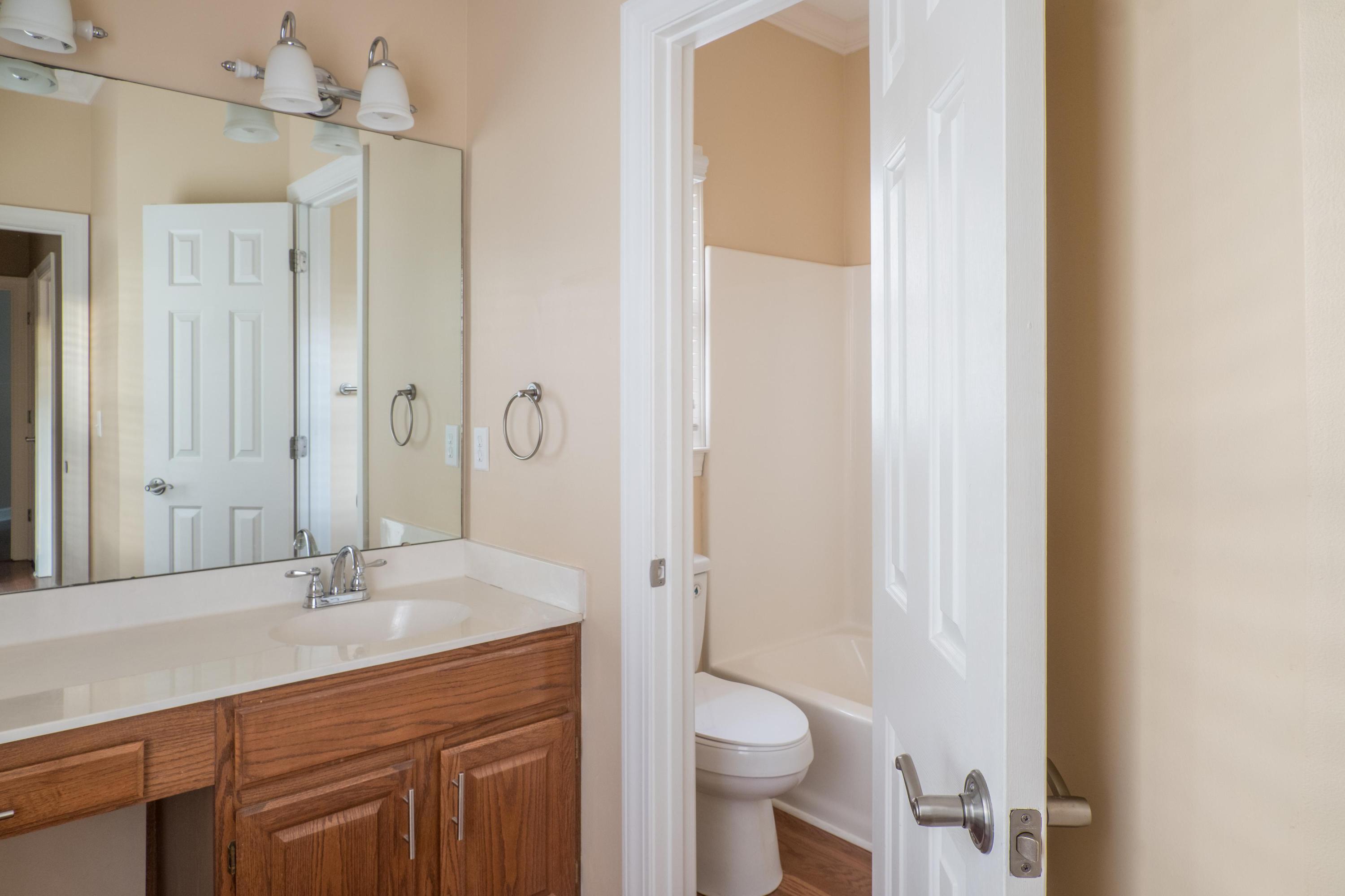 3113 Linksland Road Mount Pleasant, SC 29466 - Photo 24 of 35 24_Guest_Full_Bath