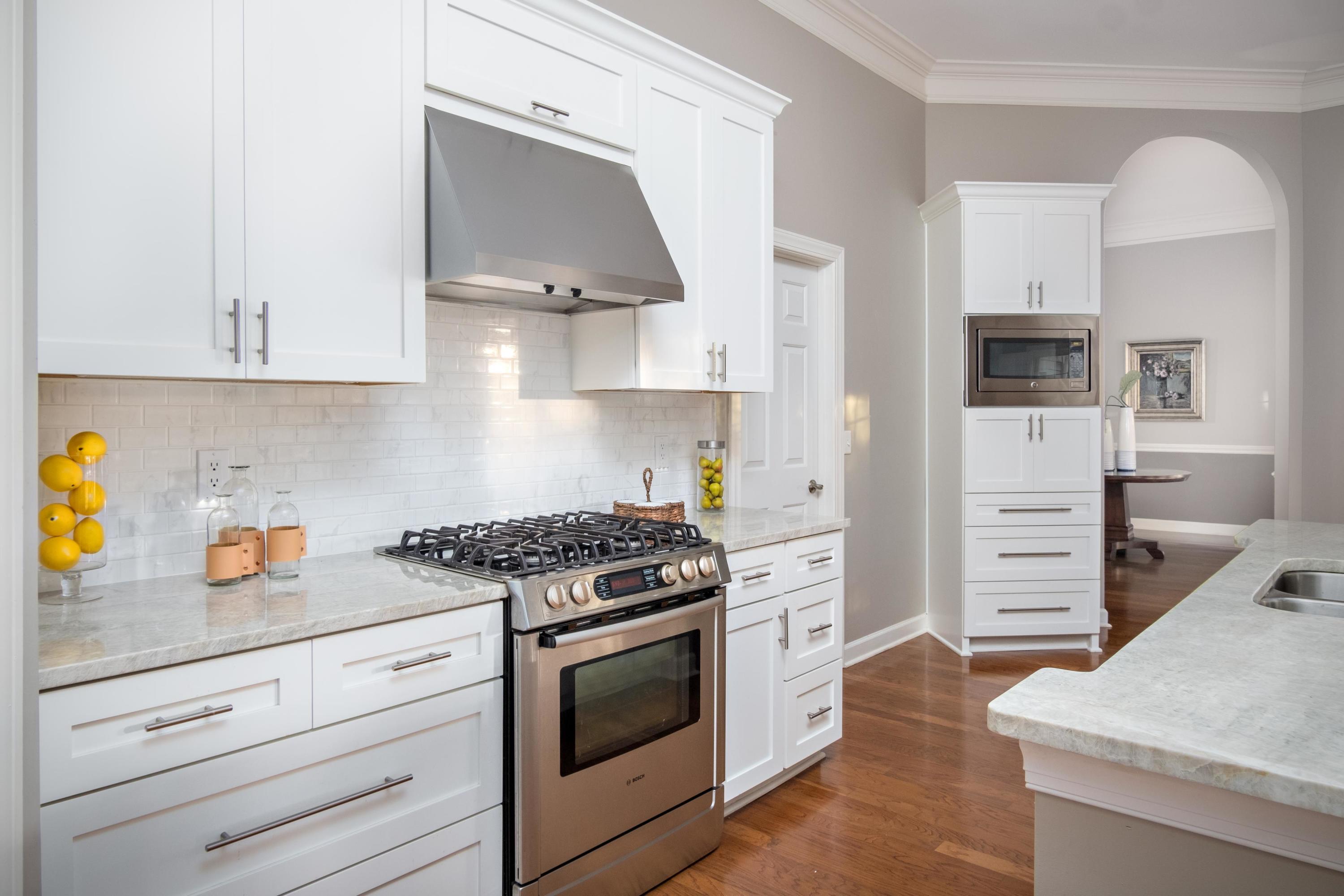3113 Linksland Road Mount Pleasant, SC 29466 - Photo 5 of 35 05_Kitchen_Pic#3