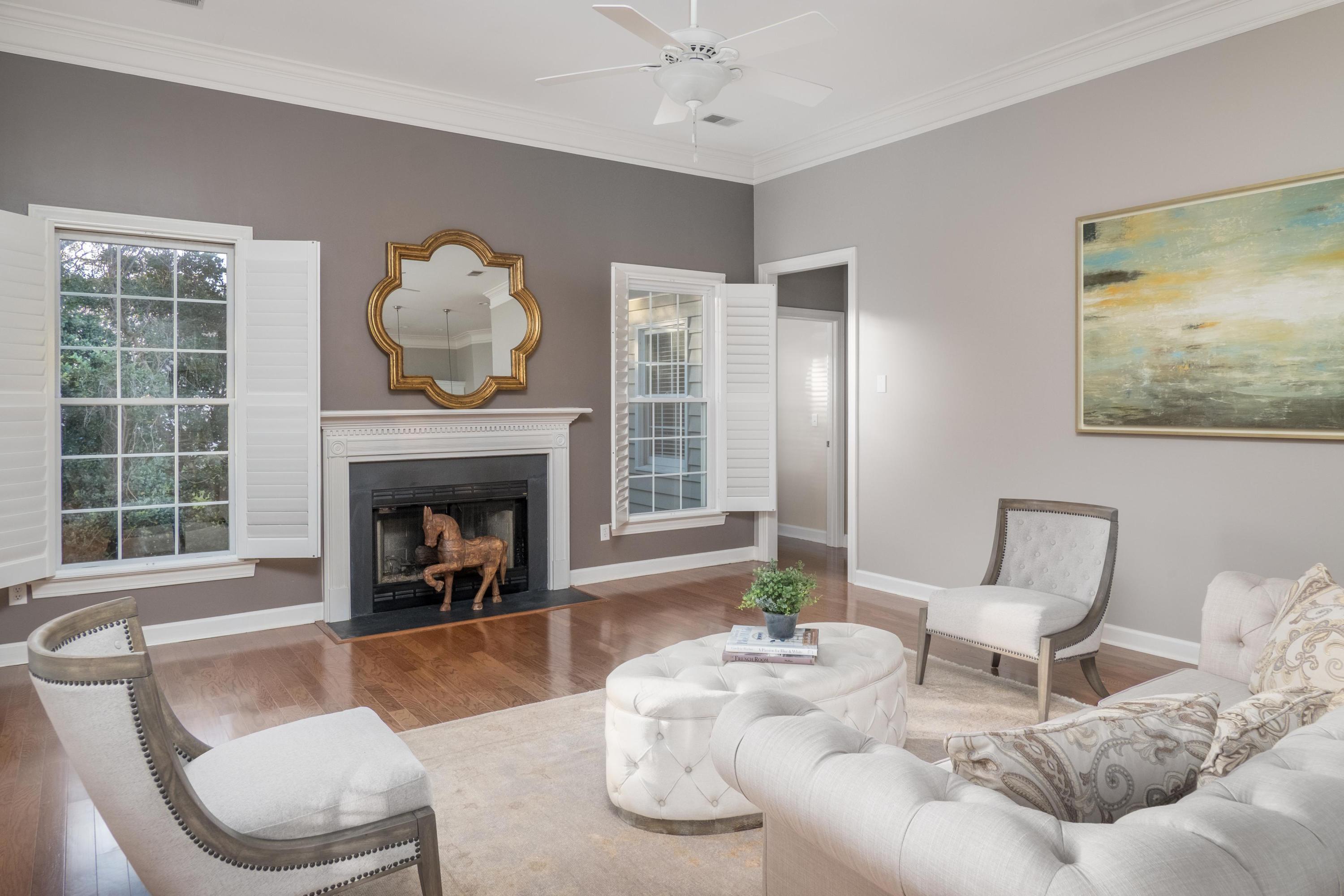 3113 Linksland Road Mount Pleasant, SC 29466 - Photo 10 of 35 10_Living_Room_Pic#4
