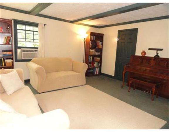6 Gulf Road Belchertown, MA 01007 - Photo 3 of 19 Gallery Image 3