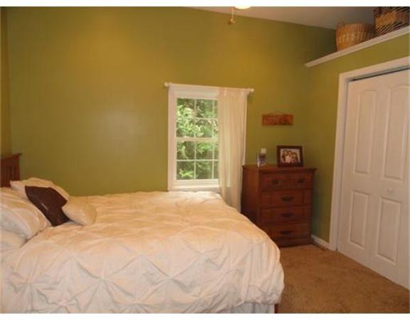 6 Gulf Road Belchertown, MA 01007 - Photo 4 of 19 Gallery Image 4