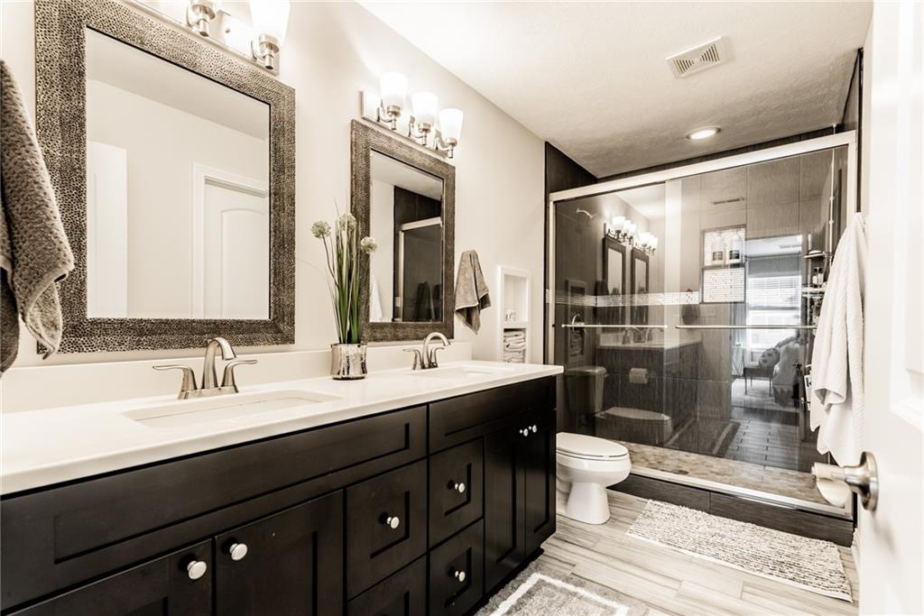 9722 Highpoint Ridge Drive, Unit 102 Fishers, IN 46037 - Photo 21 of 32 Gallery Image 21