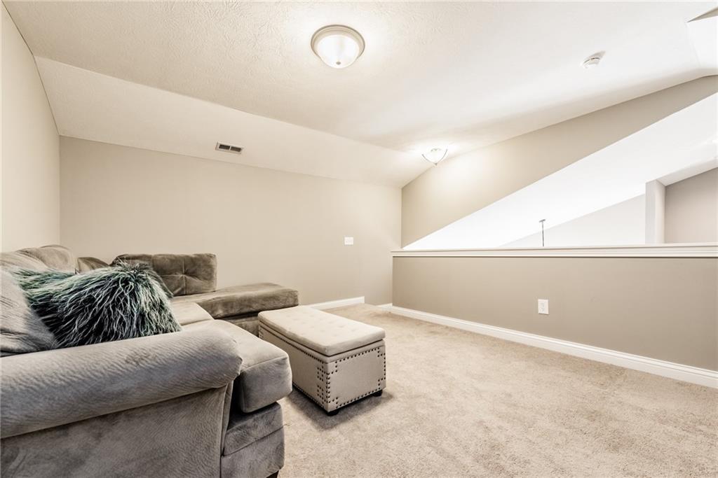 9722 Highpoint Ridge Drive, Unit 102 Fishers, IN 46037 - Photo 27 of 32 Gallery Image 27