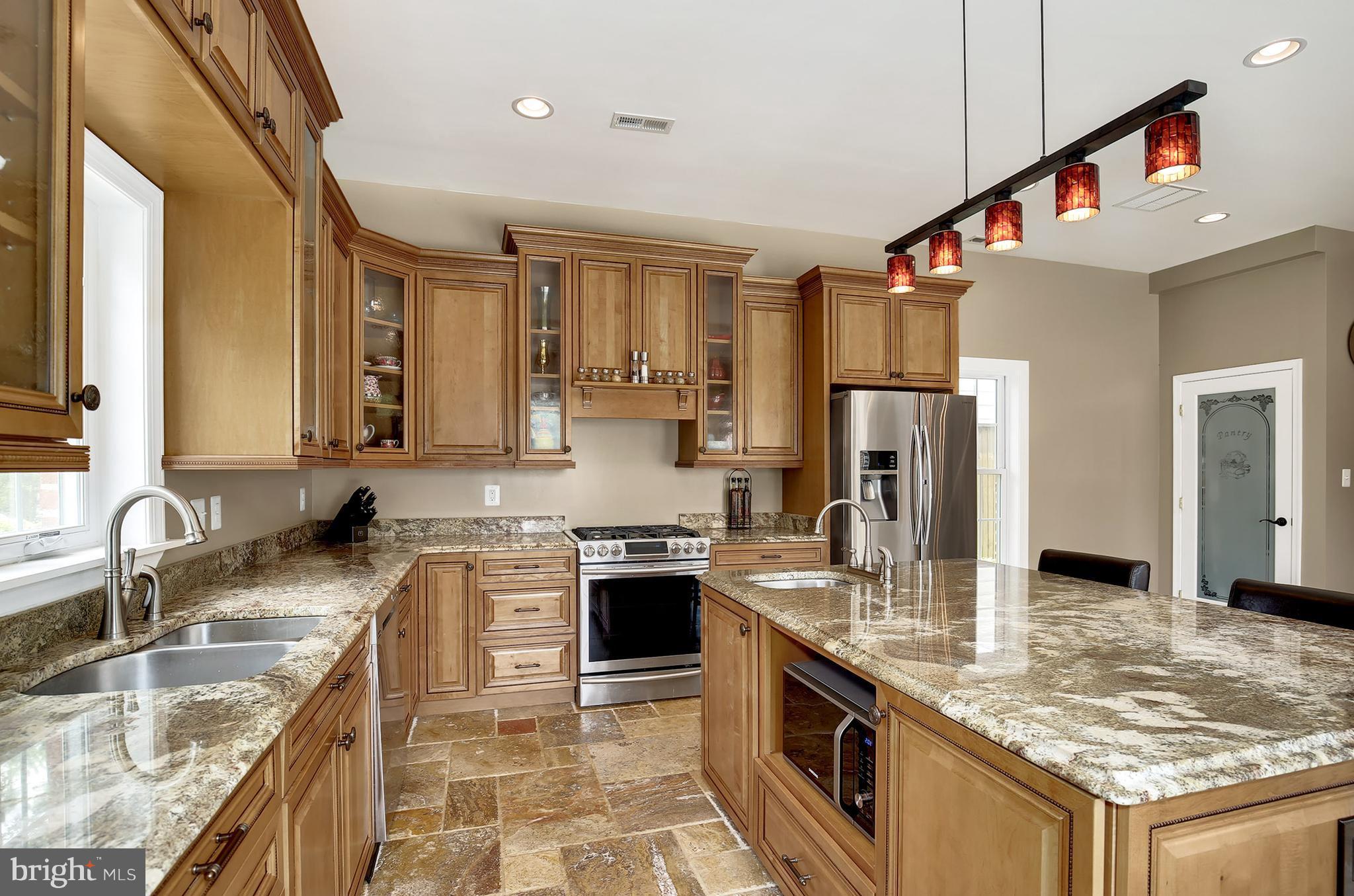 914 Cromwell Bridge Road Towson, MD 21286 - Photo 22 of 30 Kitchen