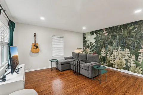 $375,000 | 502 North Smith Street, Palatine, IL 60067