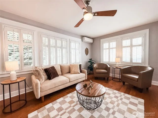 $630,000 | 10728 Stone Avenue North, Seattle, WA 98133