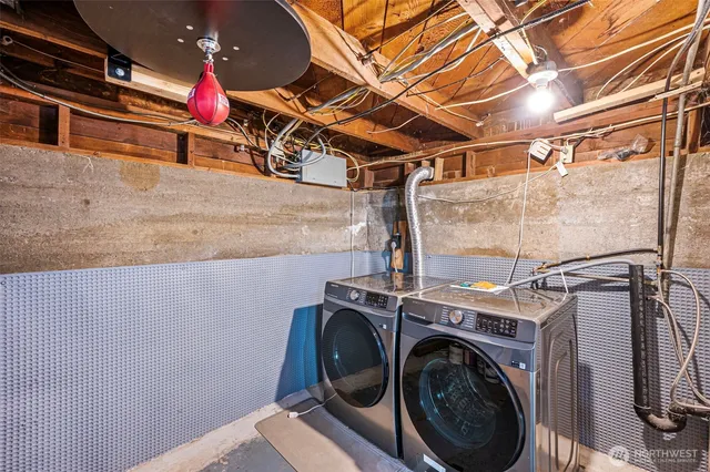 $630,000 | 10728 Stone Avenue North, Seattle, WA 98133