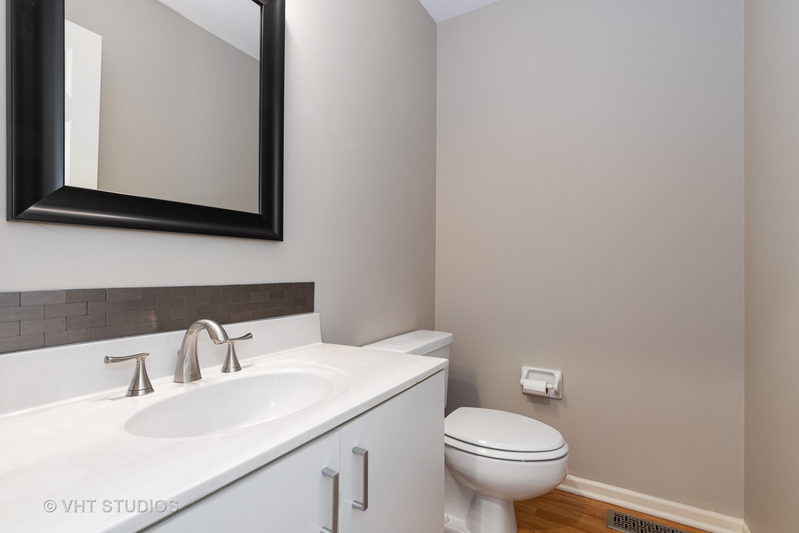 820 Chestnut Street, Unit B Deerfield, IL 60015 - Photo 14 of 17