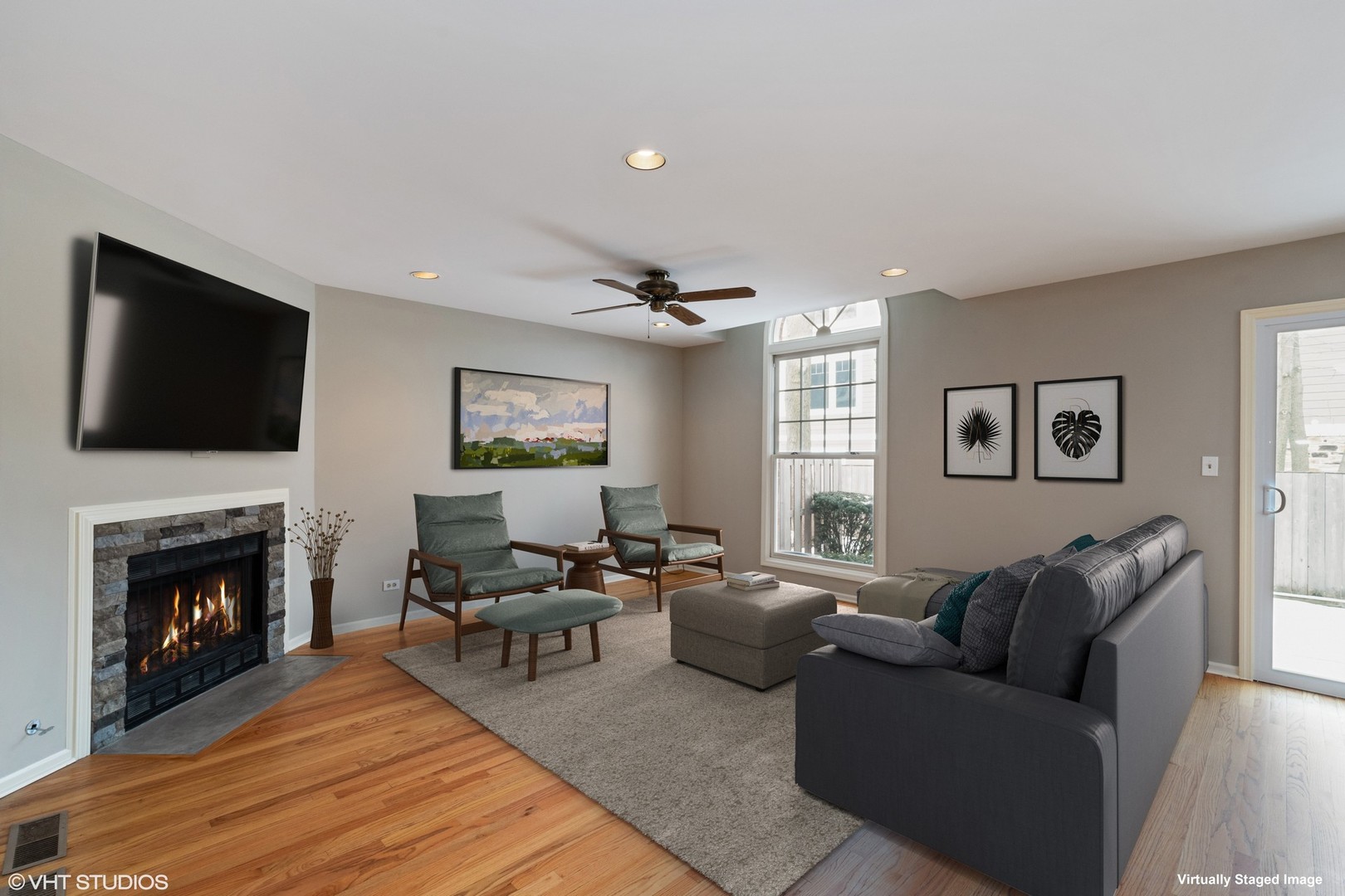 820 Chestnut Street, Unit B Deerfield, IL 60015 - Photo 4 of 17