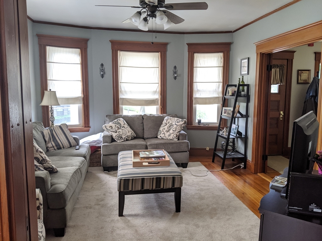 154 Glendale Road, Unit 2 Quincy, MA 02169 - Photo 2 of 21