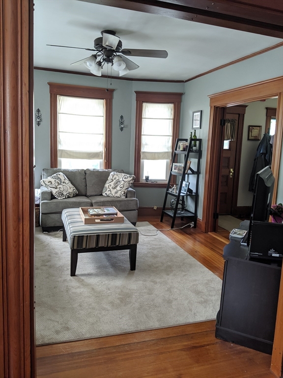 154 Glendale Road, Unit 2 Quincy, MA 02169 - Photo 5 of 21
