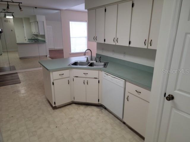 2916 Southwest 40th Place Gainesville, FL 32608 - Photo 8 of 24