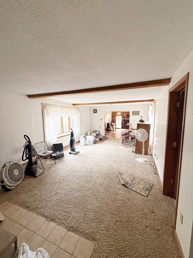 1599 East 2700 North Road Clifton, IL 60927 - Photo 14 of 26 a view of a room with gym equipment