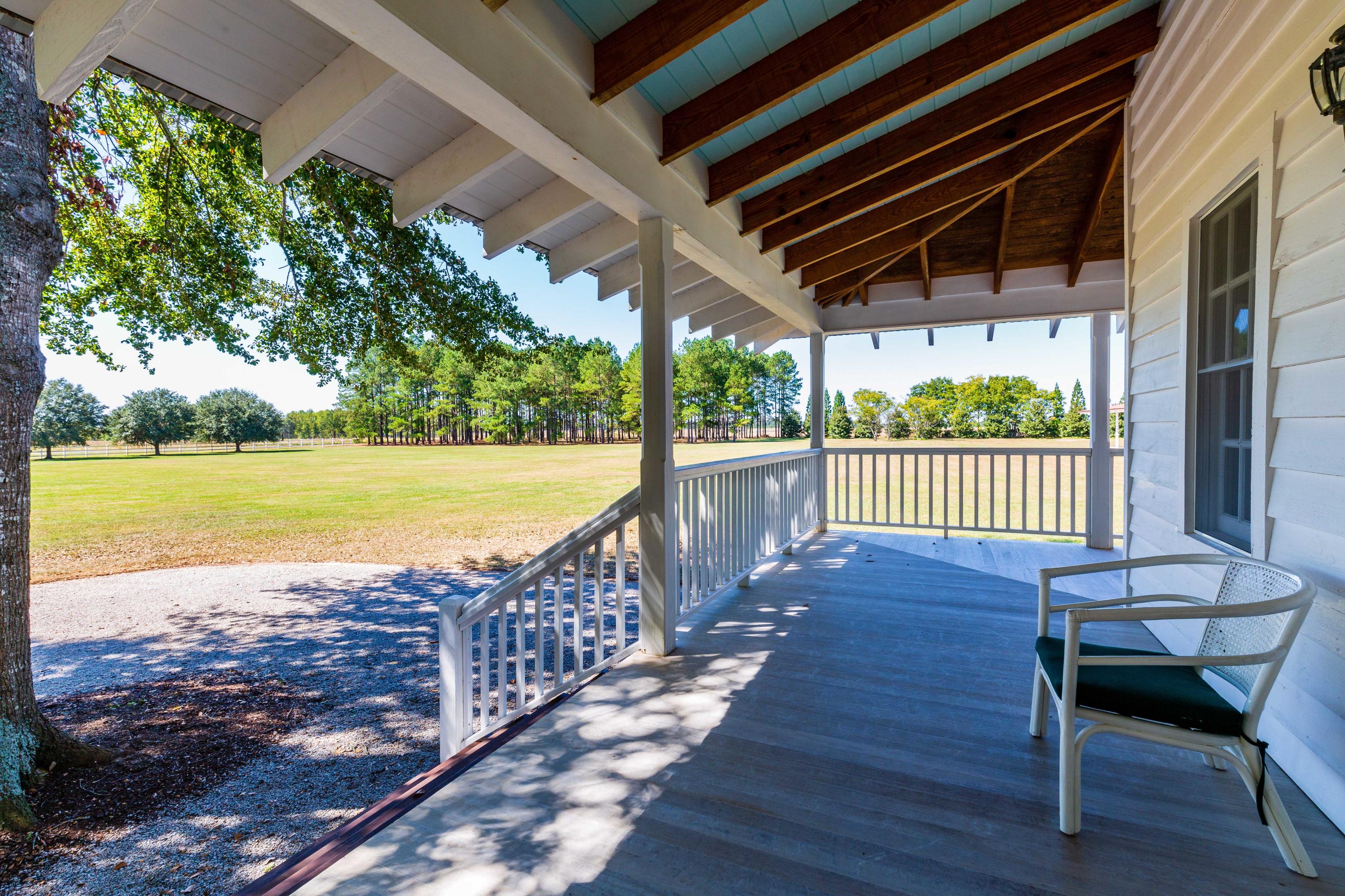 1678 Lone Star Road St. Matthews, SC 29135 - Photo 35 of 48 Porch on guest house