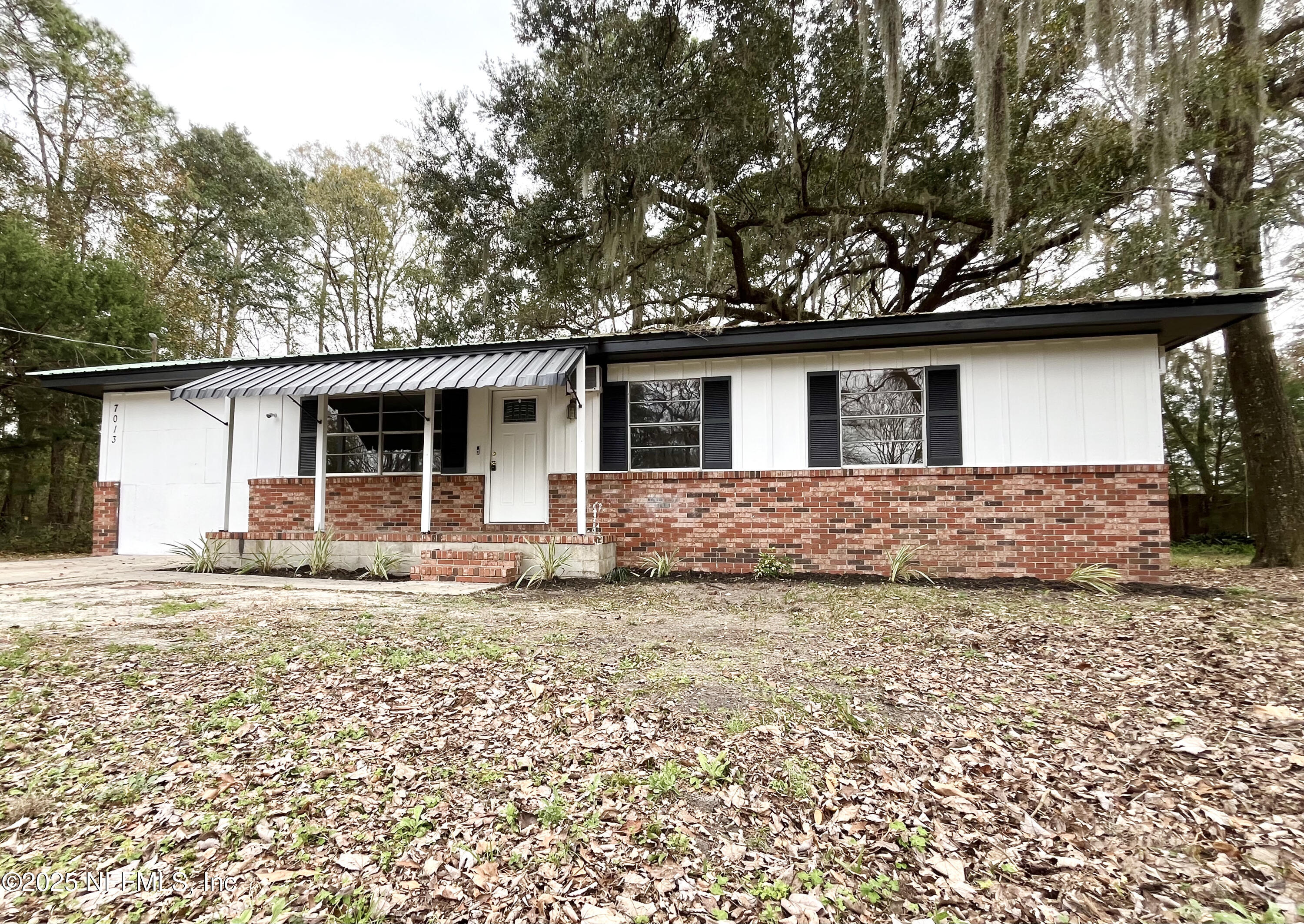 7013 1st Street St. Augustine, FL 32092 - Photo 2 of 16 7013 1st St