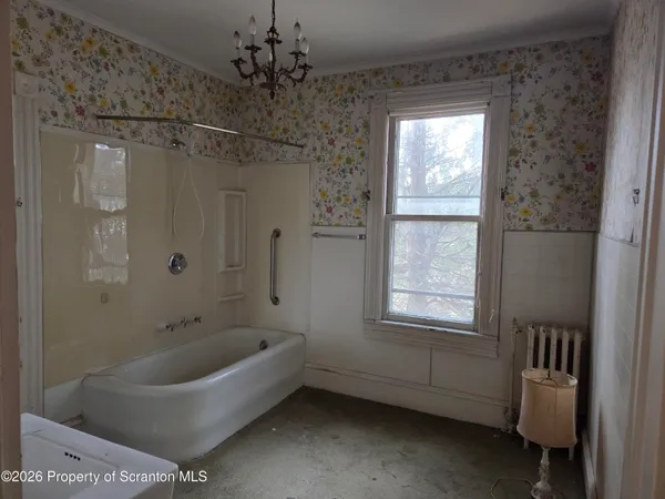 $200,000 | 1804 North Main Avenue, Scranton, PA 18508