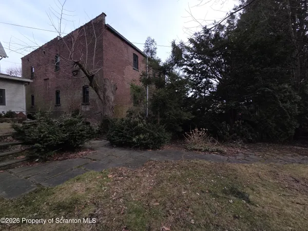 $200,000 | 1804 North Main Avenue, Scranton, PA 18508