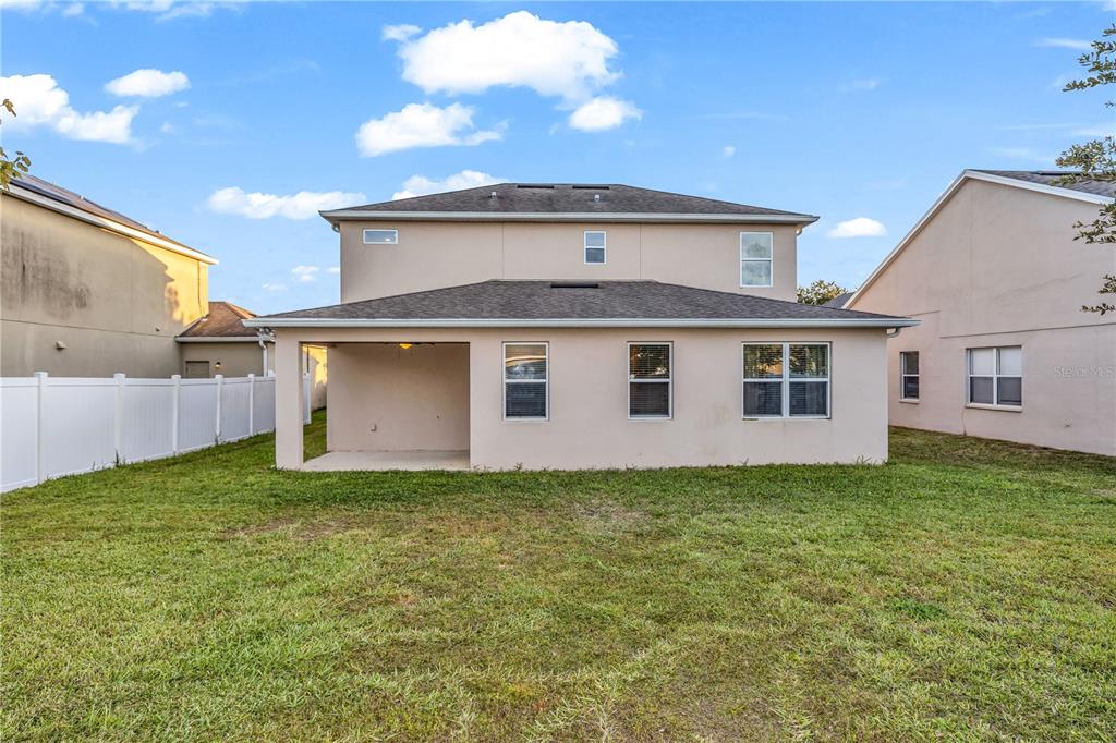 3301 Bethpage Loop Mount Dora, FL 32757 - Photo 30 of 38