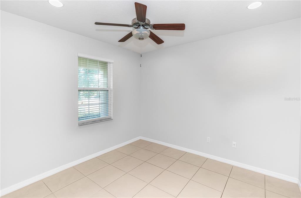 3301 Bethpage Loop Mount Dora, FL 32757 - Photo 36 of 38