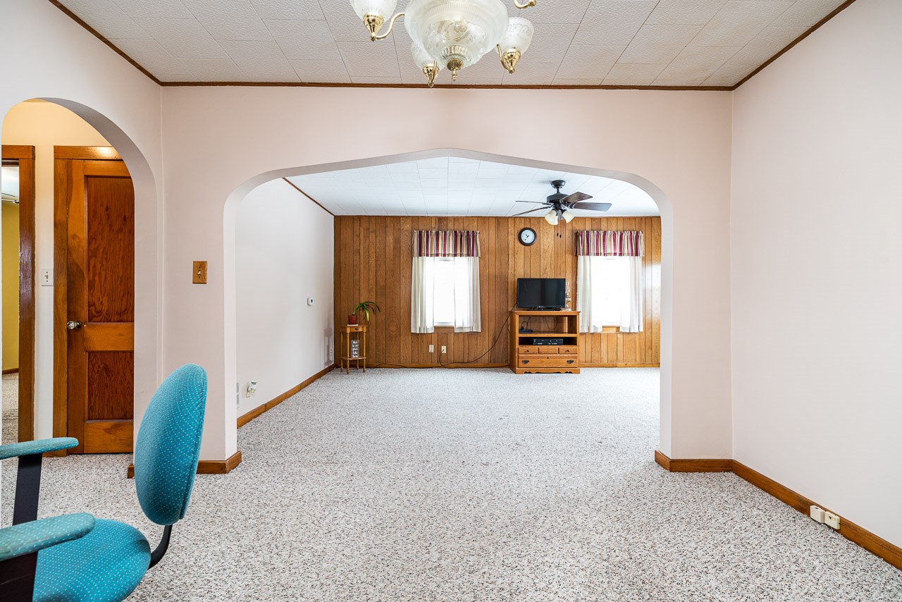 6336 East Tillman Road Fort Wayne, IN 46816 - Photo 13 of 35