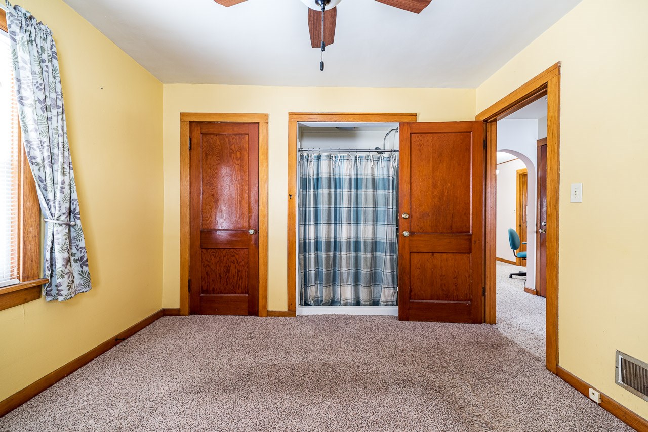 6336 East Tillman Road Fort Wayne, IN 46816 - Photo 21 of 35