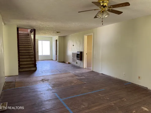 $315,000 | 112 Shiloh Road, Allred, TN 38542