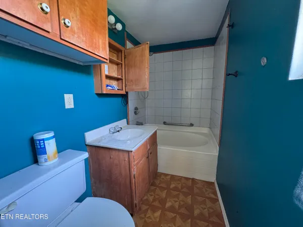 $315,000 | 112 Shiloh Road, Allred, TN 38542