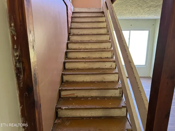 $315,000 | 112 Shiloh Road, Allred, TN 38542